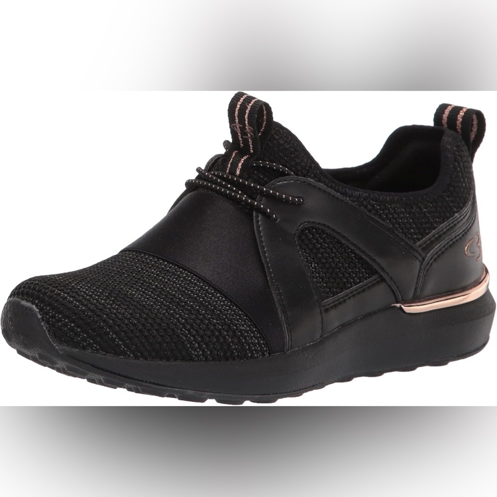 Sketchers Concept 3 Women’s Slip-On  Sneakers Size 8